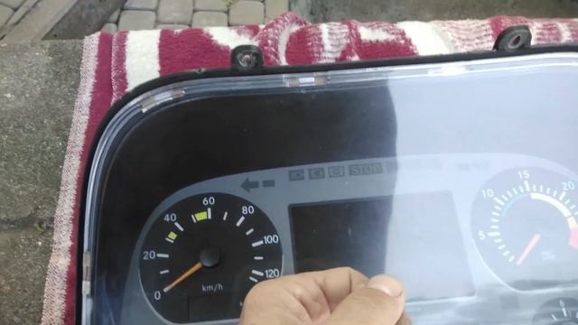 Мерседес Актрос 2641. Часть 1. Панель приборов. смотреть онлайн