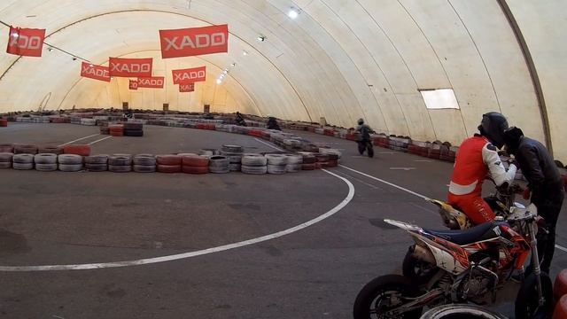 Первый раз на Pit Bike. Разница между джимханой и питбайком на треке. смотреть онлайн