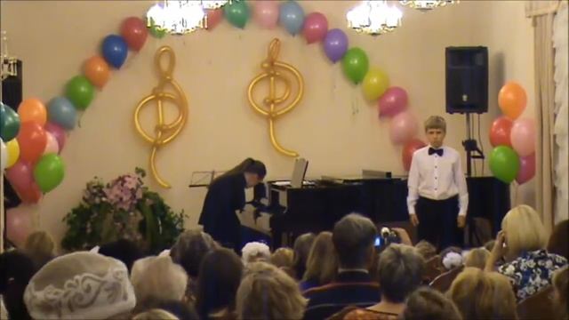 Вступление в хористы. ДШИ Красносельского р-на. 30.10.2014г. 1 класс. смотреть онлайн