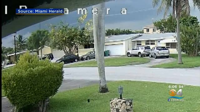 New Video Shows Norland Teacher Kameela Russell Entering Home Of Accused Killer On Day Of Murder смотреть онлайн