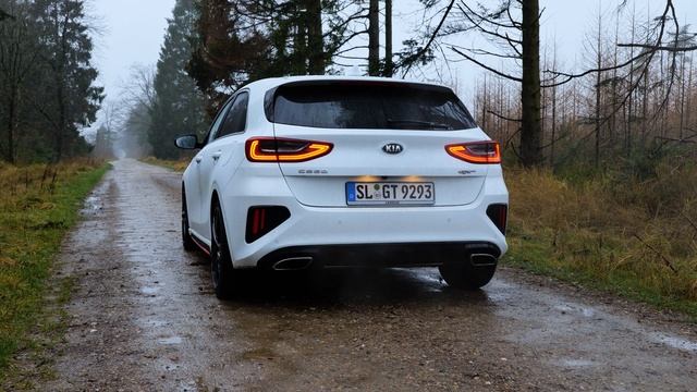 Kia Ceed GT - 204ps - 2019 - Stock Sound смотреть онлайн