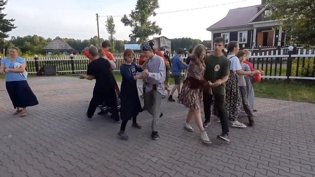 "Тустеп", бытовой танец смотреть онлайн