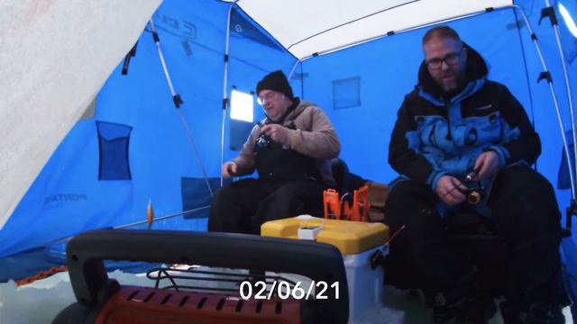 Ice Fishing with Me and Pops 2020-2021 смотреть онлайн