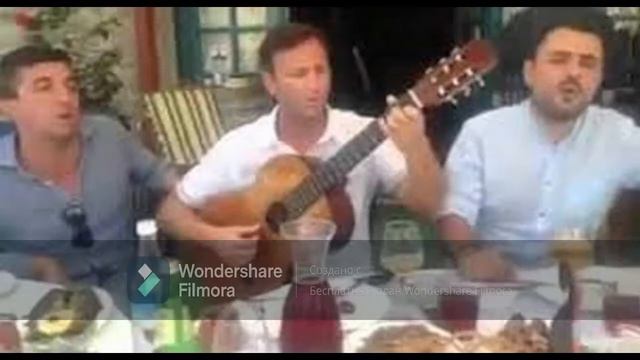 Стих "Забытая гитара" смотреть онлайн