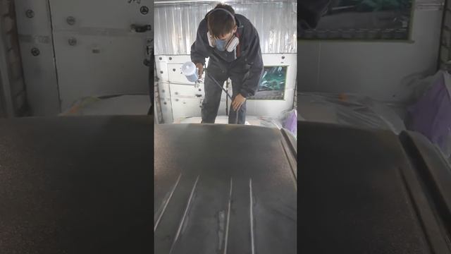 Первый слой. Окрас в раптор пистолетом с дюзой 2.5 часть 2 смотреть онлайн