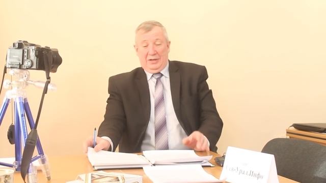 Двуглавая система уходит смотреть онлайн