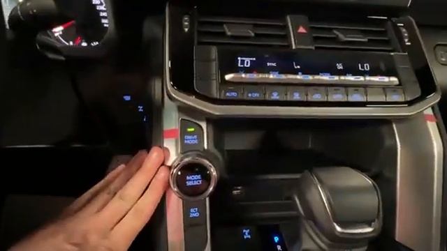 Тойота Ленд Крузер 300, 2023 г.в., 3,4 л. (300 Л.С.) ДИЗЕЛЬ, 5 мест, Цена 8,8 млн.