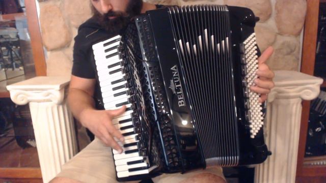 BELTSPIRVDFBK - Black Beltuna Spirit V Classic Piano Accordion Dual Face LMMMH 41 120 $15999 смотреть онлайн