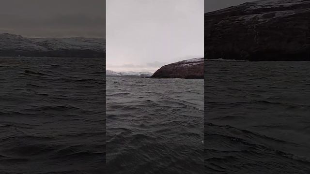 Сматываем удочки у м. Чёрный, да, шторма его хлещут, поверьте смотреть онлайн