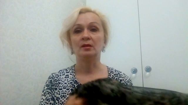 Как постирать платок из 100% шерсти или шелка дома.