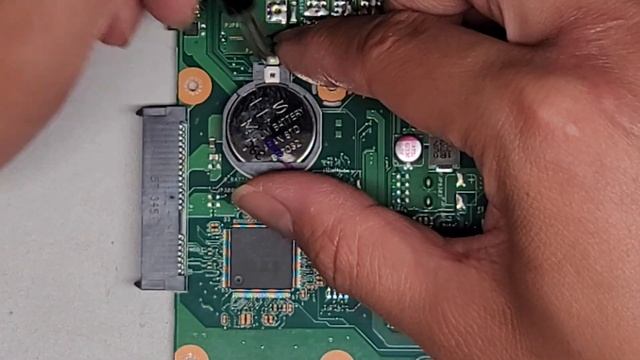 ASUS X552E Disassembly RAM SSD Hard Drive Upgrade Battery BIOS Reset CMOS RTC Replacement Repair смотреть онлайн