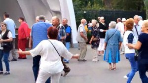 Тополя Парк Горького Харьков.mp4