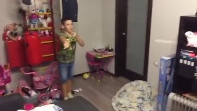 danil bogdanov с пальца карту кинуть смотреть онлайн