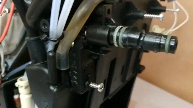 Кофемашина DeLonghi Magnifica S Cappuccino не варит кофе, не делает капучино. смотреть онлайн