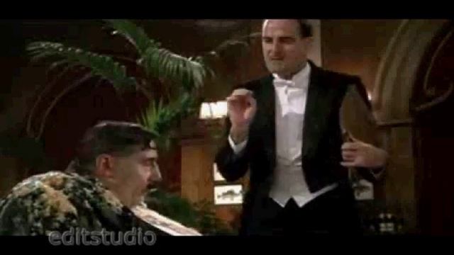 Mr. Creosote Backwards смотреть онлайн
