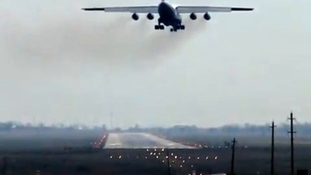 Таганрог ИЛ-76 посадка 1 смотреть онлайн