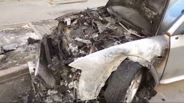 Киев. Гончара. Сгорела Ауди смотреть онлайн