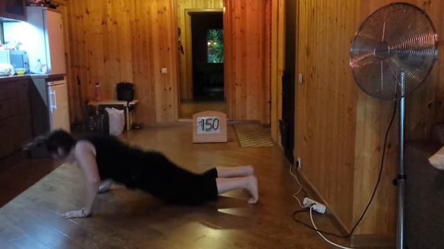 Стульчик и Берпи 3 неделя смотреть онлайн