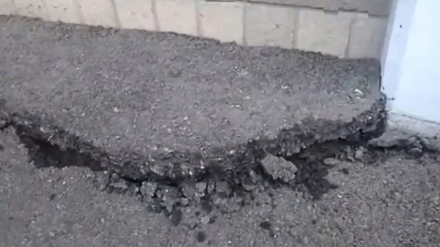 Not for the faint of heart: houses are collapsing, powerful earthquake in Japan смотреть онлайн