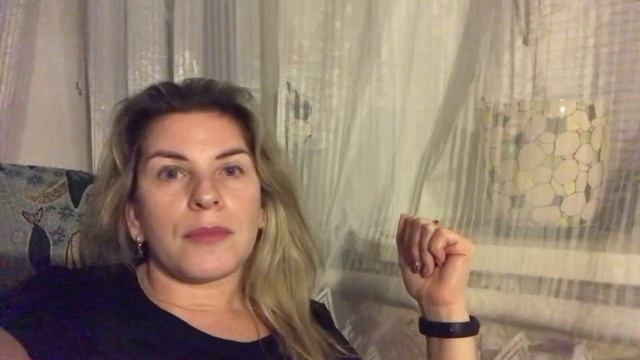 Мариуполь, уехали подальше с Восточного ( мы помним 2014 год) сняла поведение кошек на новом месте. смотреть онлайн