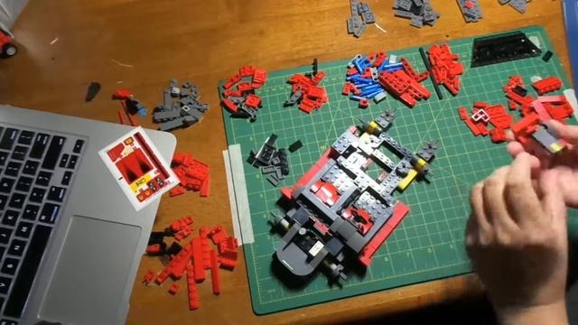 Lego Build Sped Up: 10248 (Creator Ferrari F40)- Part I смотреть онлайн