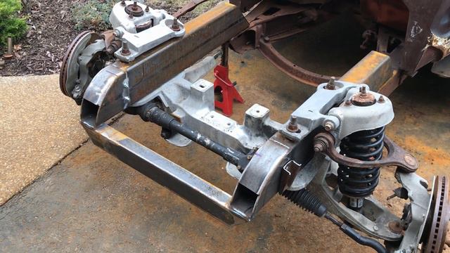 Modifying the Fender Supports on 1936 Chevy Coupe смотреть онлайн