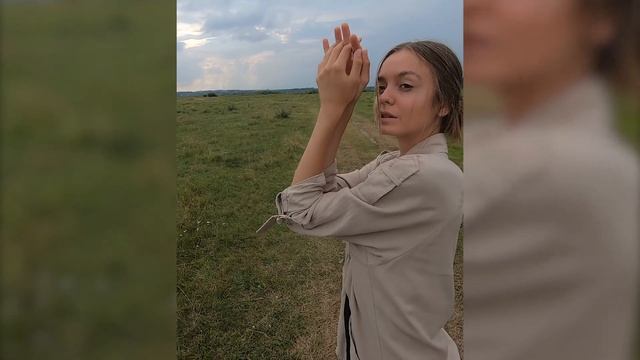 Фотосессия в поле | Съемка на улице | Идеи для позирования смотреть онлайн