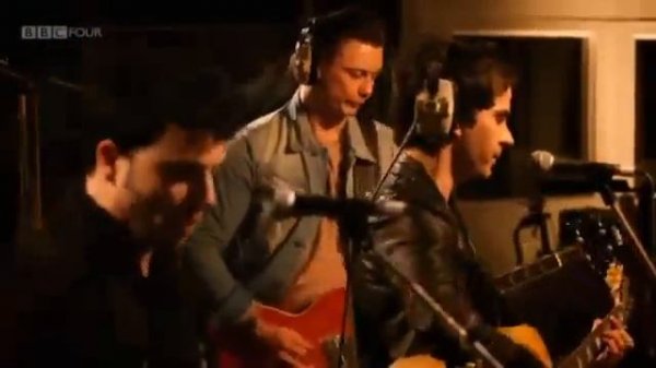 Stereophonics - I Saw Her Standing There