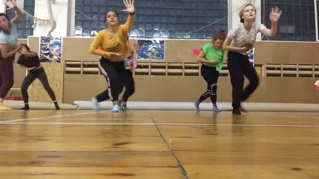 Contemporary dance and fun. Class by Ivanka Dimitrova смотреть онлайн