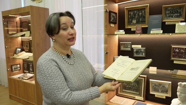Экскурсия по главному учебному корпусу и музею ПИМУ смотреть онлайн