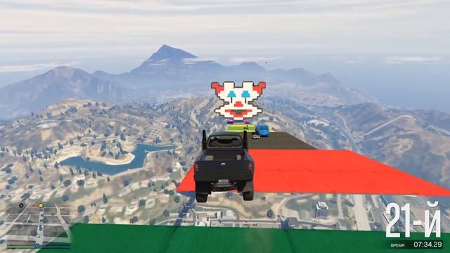 МЕДАЛИСТ И КВАНТУМ ПРОТИВ КЛОУНА В СТЕНКЕ НА СТЕНКУ В GTA 5!