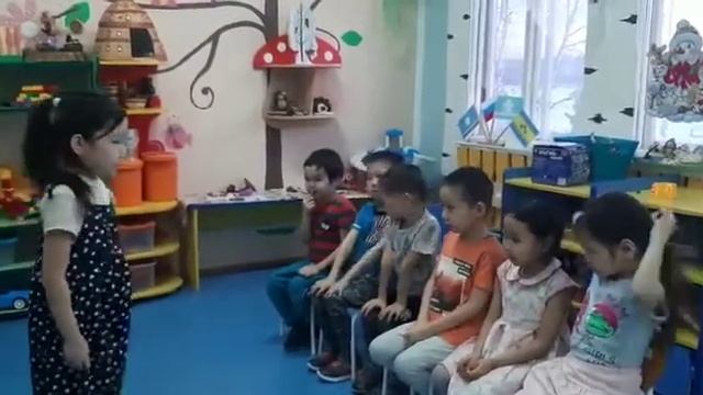 Попова Алеся, 6 лет. «Организация и проведение командной игры»- игра «Сломанный телефон» смотреть онлайн