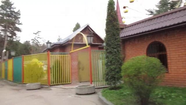 Прогулка по центру Кисловодска. 15.04.2022 г. смотреть онлайн