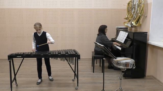 Терновская Эмилия - 3 возрастная группа, А Вивальди Концерт для скрипки G dur 1ч смотреть онлайн