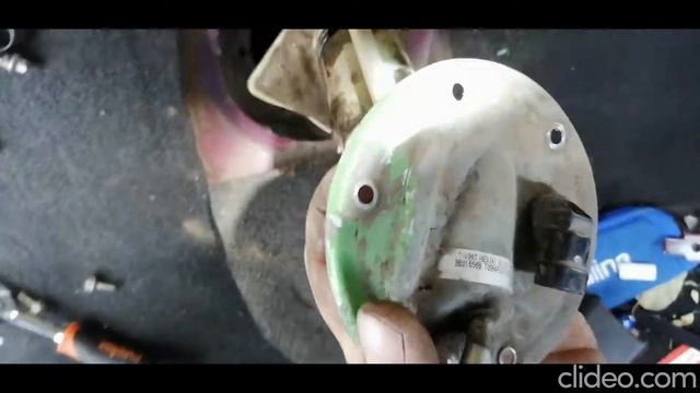 Замена фильтра на топливном насосе Деу Нексия (В баке) смотреть онлайн