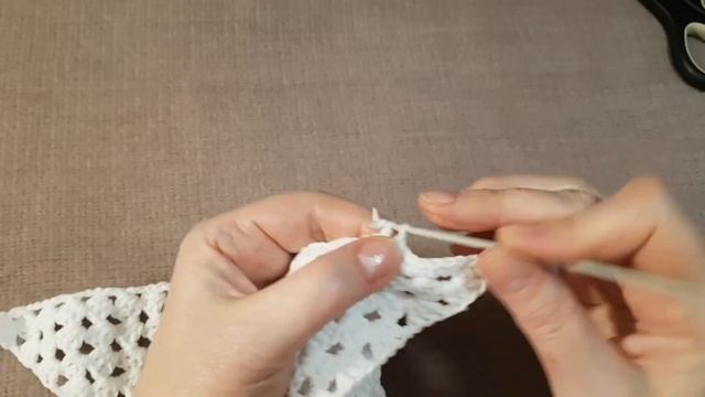 Косынка для девочки. Легко вяжется крючком смотреть онлайн