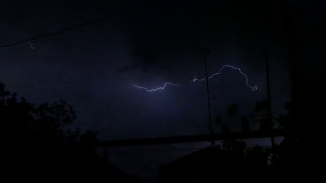 Thunderstorm Atmosphere - Real Thunder And Lightnings At Night - Thunderstorm Sounds For Sleeping