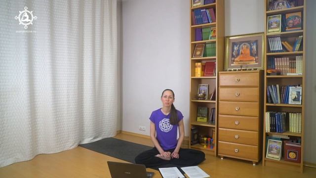 Как заниматься йогой онлайн? Екатерина Андросова смотреть онлайн