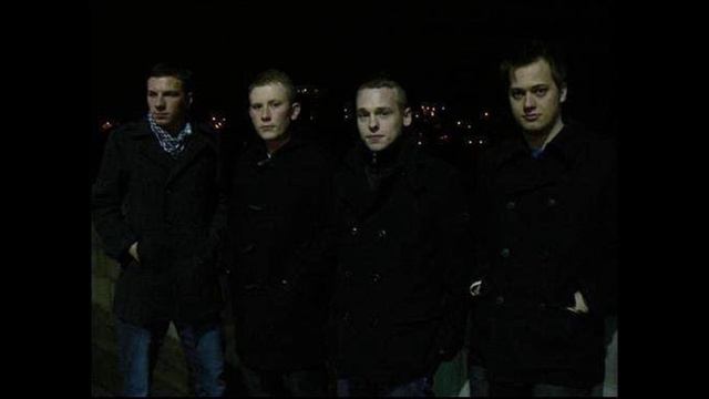 Man on a Hill (There's a Man) - The Defended смотреть онлайн
