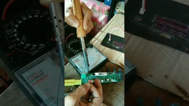 Bloutooth speaker DG-1001, abnormal charging. resolda charger pin solved abnormal charging. смотреть онлайн