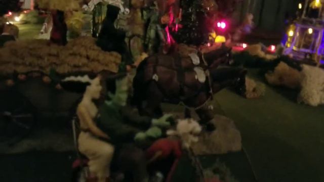 Doktor John's 2017 Piano-top Halloween Display смотреть онлайн