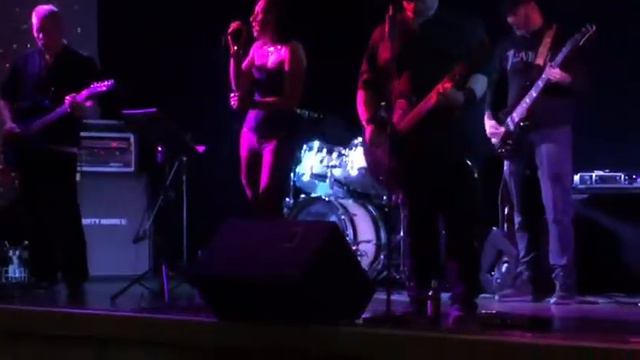 Twilight Cruiser - "H" live in Moschheim смотреть онлайн