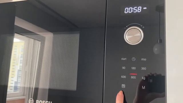 Распаковка — Микроволновая печь Bosch BFL524MS0