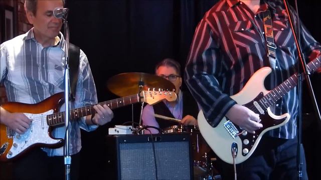 TOM PETTY AS PERFORMED BY GUS PAPAS AND THE METEORS FROM TIMOTHY'S PUB смотреть онлайн