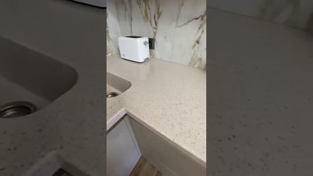 Столешница из акрила Staron смотреть онлайн