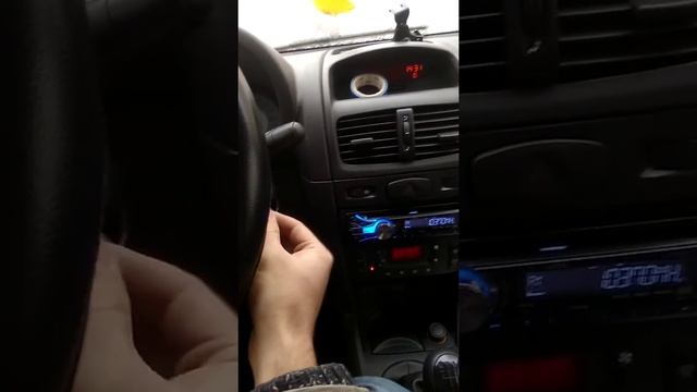 Подключение подрулевого джойстика Renault к нештатной магнитоле смотреть онлайн