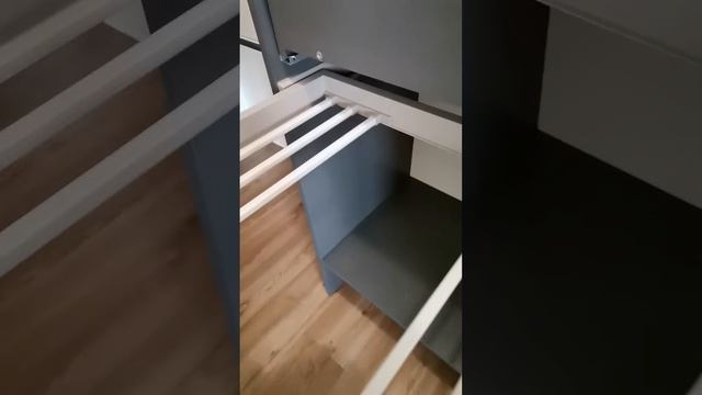 Выдвижной механизм "Брючница" смотреть онлайн