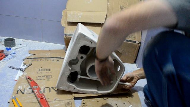 How to install a Laufen hanging toilet איך להרכיב אסלה תלויה לאופן смотреть онлайн