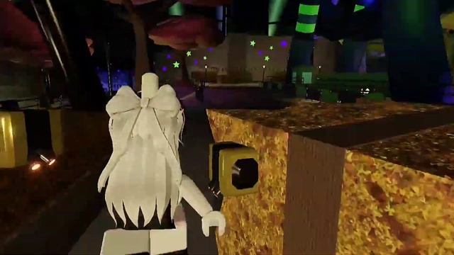 КАК НАУЧИТЬСЯ ИГРАТЬ В Evade?! Топ советы новичкам! Roblox Whiskas Роблокс Вискас смотреть онлайн