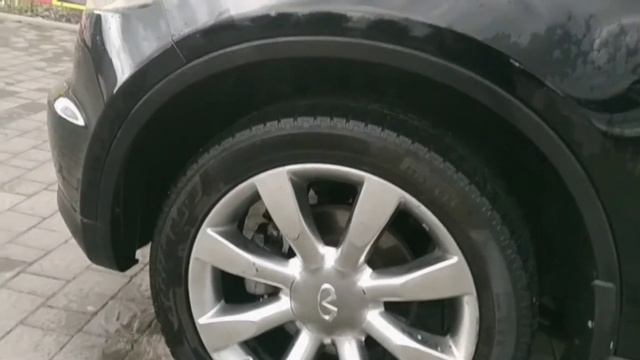 Infiniti FX35 смотреть онлайн